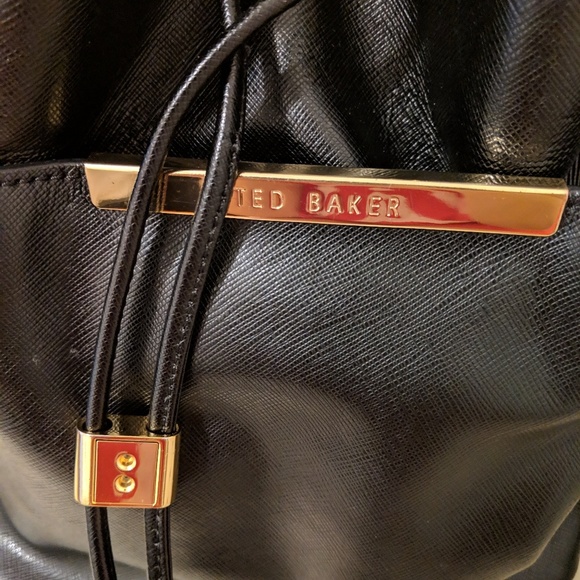Ted Baker Bucket Bag - Picture 2 of 4